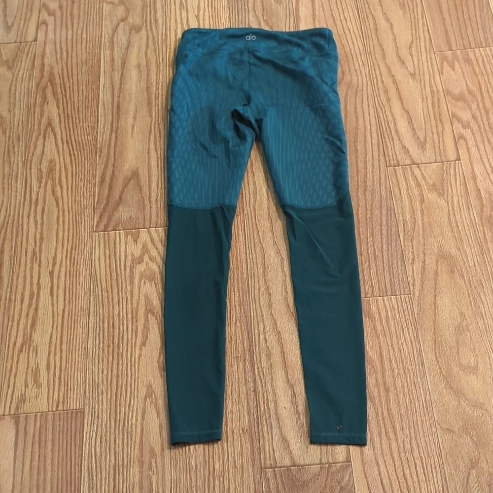 Alo Yoga Motion Yoga Leggings Green Sheer Women's Size Small*
